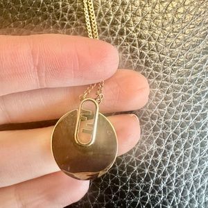 Fendi FF necklace excellent condition and many adjustable length!